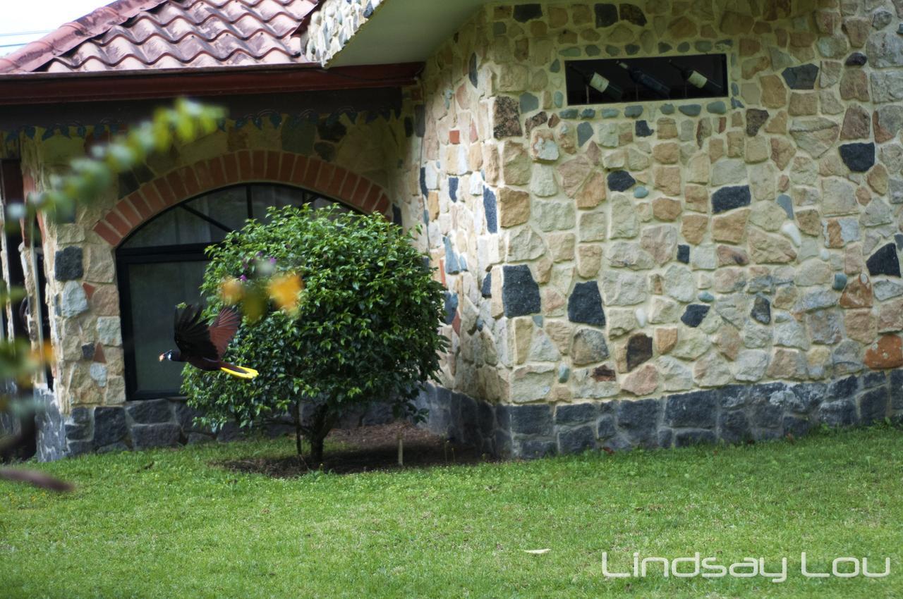 Gingerbread Restaurant & Hotel Nuevo Arenal Exterior foto